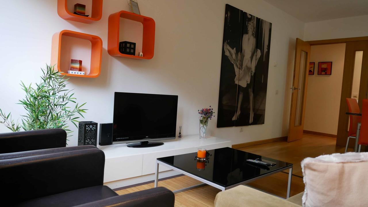 Apartamentos Antares 1 Milladoiro Exterior photo