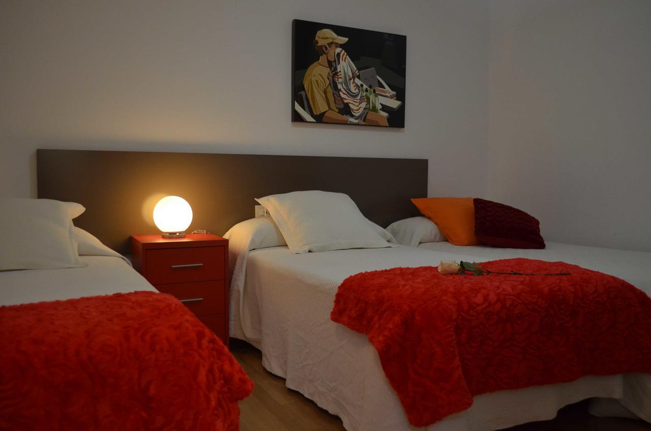 Apartamentos Antares 1 Milladoiro Exterior photo